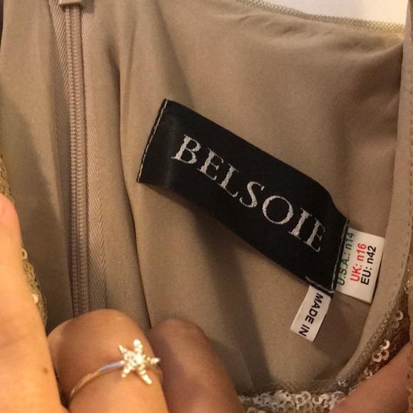 Dress - Picture 4 of 4